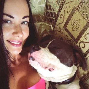 Meet your Posher, Becca